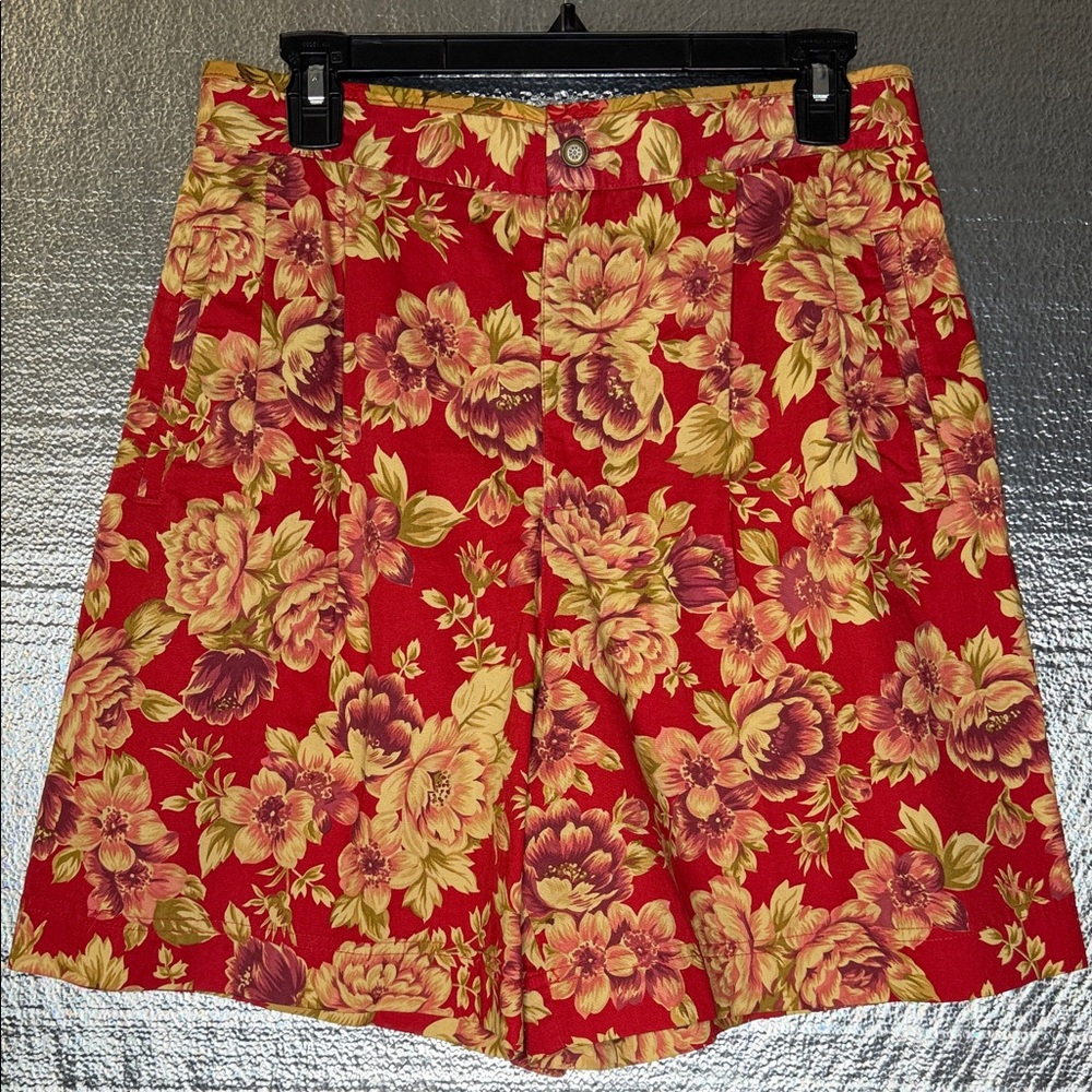 Vintage Liz Sport Floral High Waisted Pleated MoM Bermuda Shorts